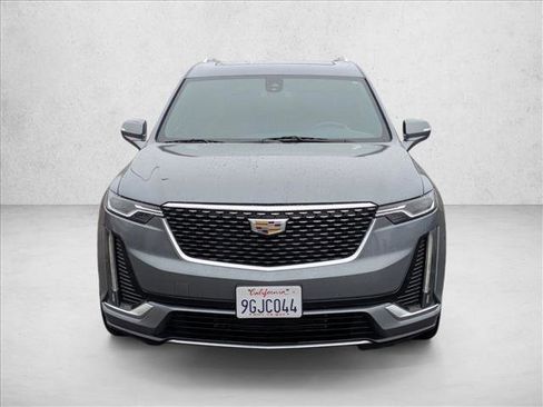 Used 2020 Cadillac XT6 Premium Luxury image 2