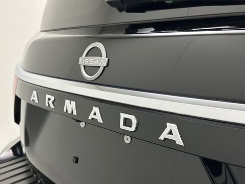 Used 2022 Nissan Armada Platinum w/ Captain's Chairs Package AWD/4WD image 22