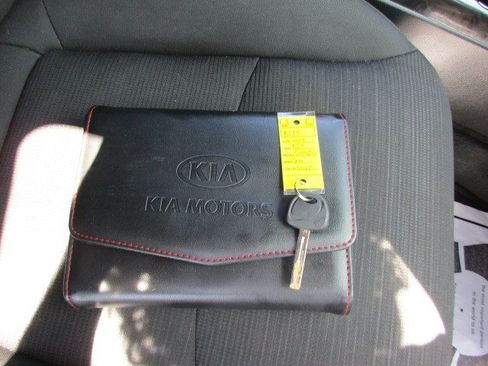 Used 2014 Kia Sorento LX AWD/4WD image 29