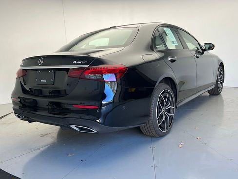 Used 2022 Mercedes-Benz E 450 E 450 image 3