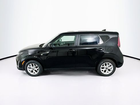 Used 2025 Kia Soul LX w/ LX Technology Package image 4