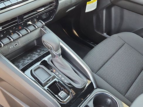 New 2026 GMC Canyon Elevation w/ Convenience Package image 20