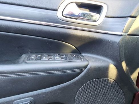 Used 2021 Jeep Grand Cherokee Limited image 13