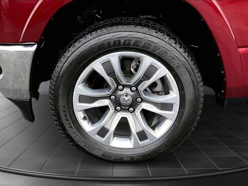 Used 2019 RAM 1500 Laramie Longhorn AWD/4WD image 8