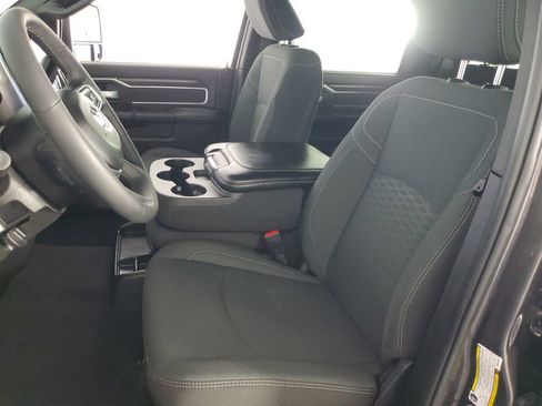 Used 2025 RAM 2500 Big Horn AWD/4WD image 13