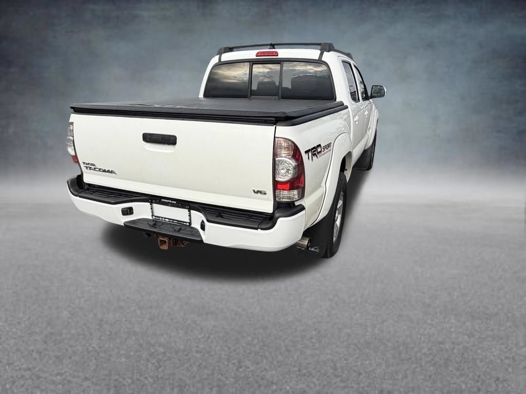 Used 2015 Toyota Tacoma 4x4 Double Cab w/ TRD Sport Package image 5