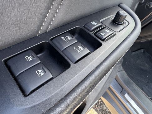 Used 2019 Subaru Outback 3.6R Limited AWD/4WD image 10