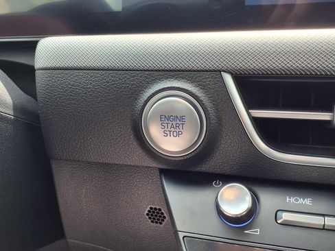 Used 2025 Hyundai Sonata SEL FWD image 11