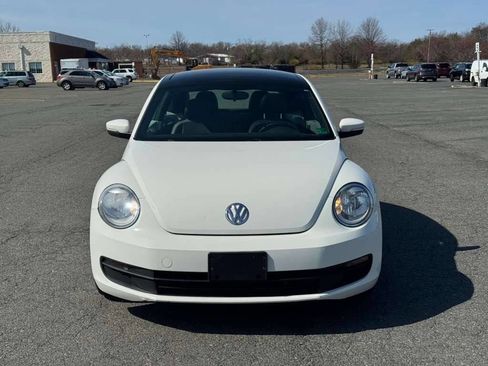 Used 2013 Volkswagen Beetle 2.5 Fender image 2