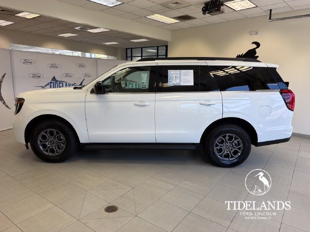 Certified 2025 Ford Expedition Active RWD image 5