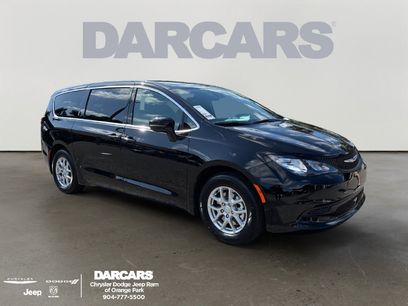 New 2027 Chrysler Pacifica LX