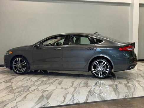 Used 2019 Ford Fusion Titanium image 9