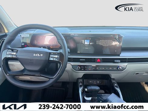 New 2026 Kia Sorento S w/ S Panoramic Sunroof Package FWD image 18