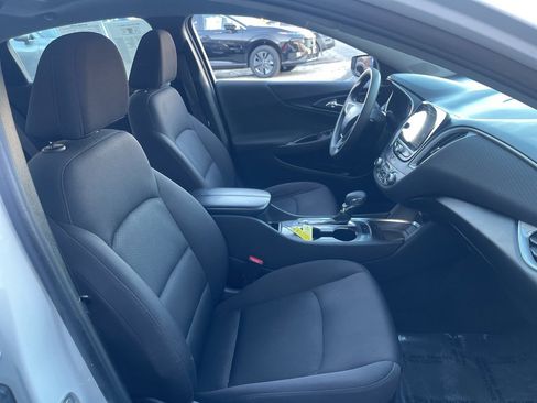 Used 2022 Chevrolet Malibu LT image 16