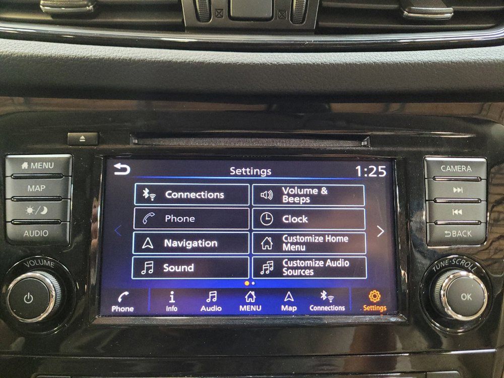 Used 2020 Nissan Rogue SV w/ Sun & Sound Touring Package FWD image 25