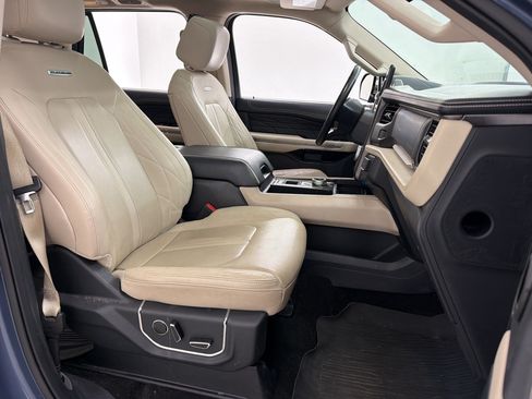 Used 2022 Ford Expedition Max Platinum RWD image 26