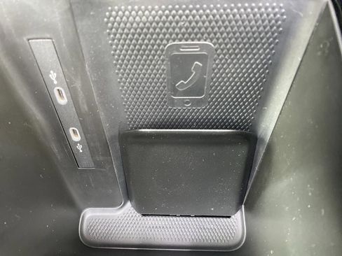 New 2025 Volkswagen ID.4 Pro S image 24