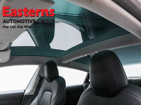 Used 2018 Tesla Model 3 Long Range image 32