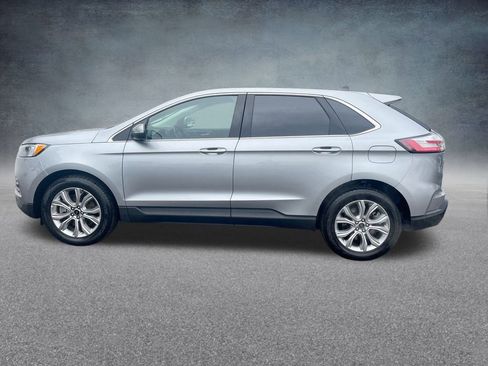 Used 2024 Ford Edge Titanium image 30