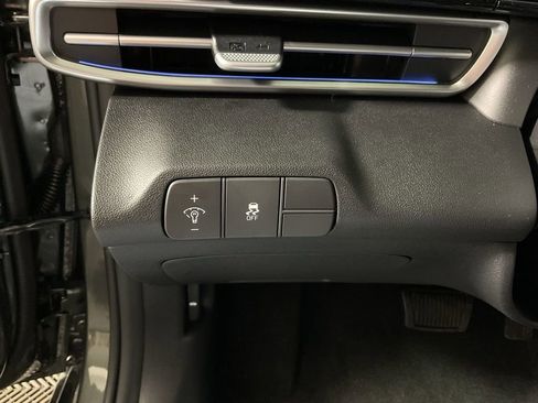 New 2026 Hyundai Elantra Limited image 30