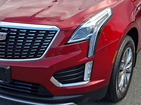 Used 2022 Cadillac XT5 Premium Luxury FWD image 9
