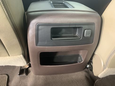 Used 2018 GMC Sierra 1500 SLT AWD/4WD image 31