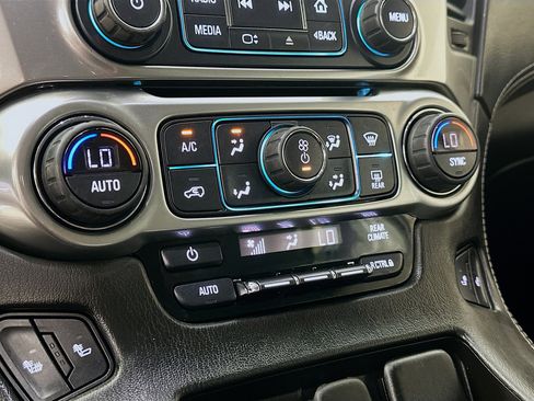Used 2017 Chevrolet Tahoe LT RWD image 22