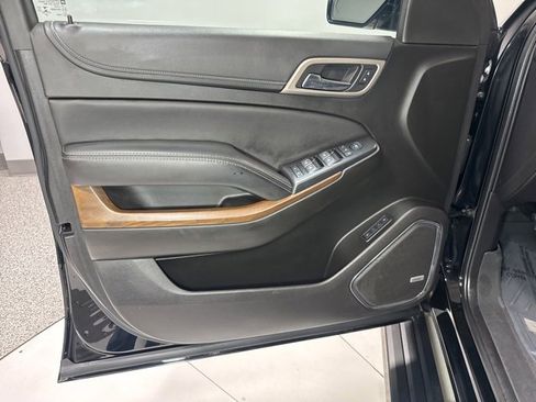 Used 2019 GMC Yukon Denali w/ Denali Ultimate Package image 13