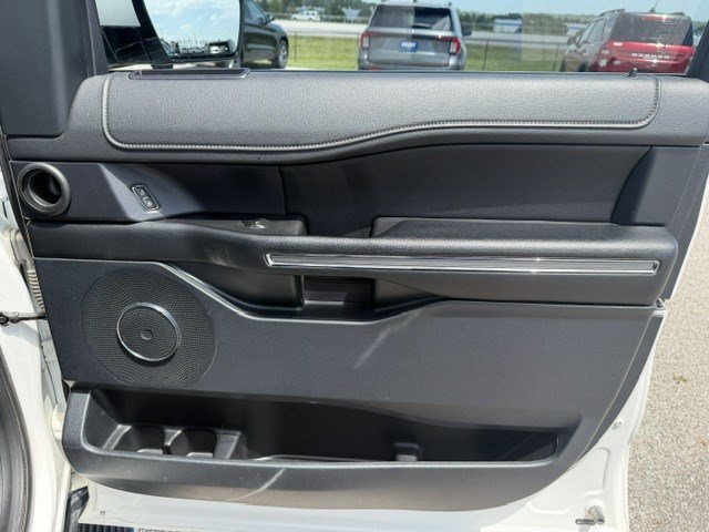 Used 2021 Ford Expedition XLT AWD/4WD image 39