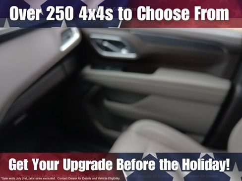 Used 2021 GMC Yukon SLT w/ SLT Luxury Package AWD/4WD image 25