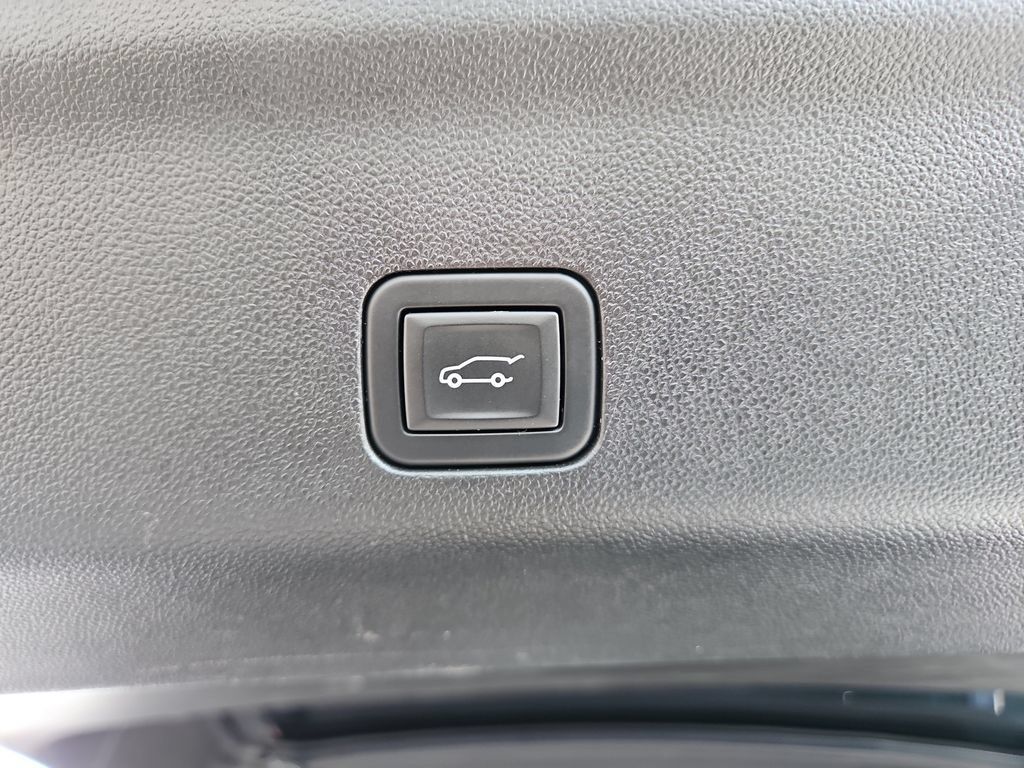 Used 2024 Cadillac Escalade Sport AWD/4WD image 12