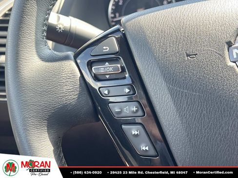 Used 2022 Nissan Armada S AWD/4WD image 23