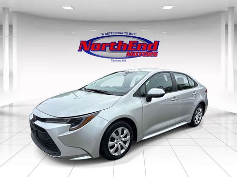 Used 2024 Toyota Corolla LE FWD image 7