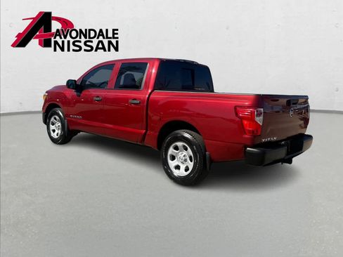 Certified 2017 Nissan Titan S image 3