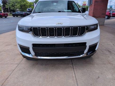 Used 2021 Jeep Grand Cherokee L Limited AWD/4WD image 10
