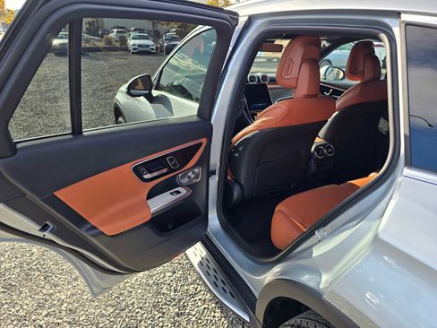 New 2026 Mercedes-Benz GLC 300 4MATIC image 17