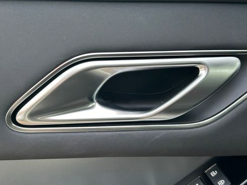 Used 2025 Land Rover Range Rover Velar S image 26