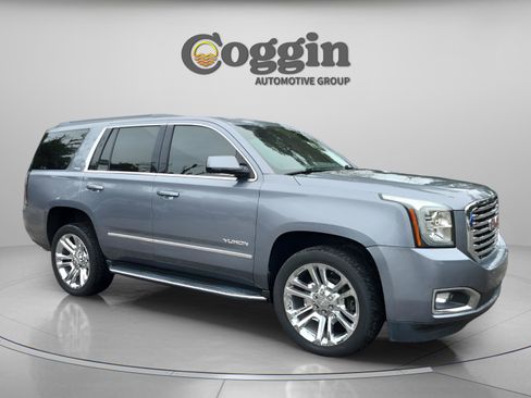 Used 2020 GMC Yukon SLT w/ Premium Edition image 7