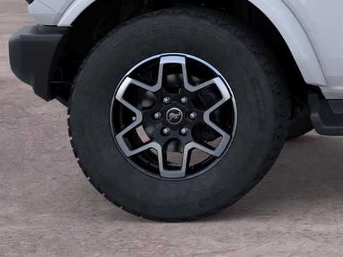 New 2026 Ford Bronco Outer Banks AWD/4WD image 21
