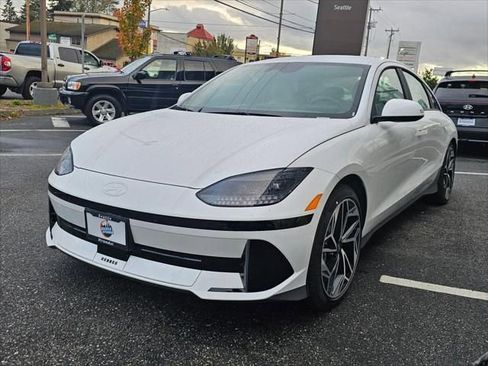 New 2025 Hyundai Ioniq 6 SEL AWD/4WD image 3