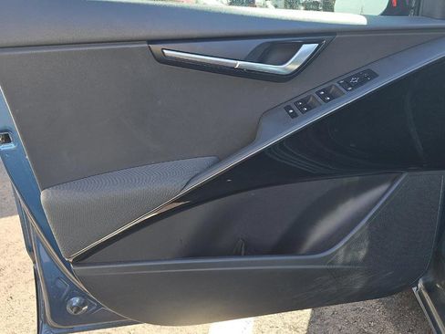 Certified 2023 Kia Niro Wind FWD image 11