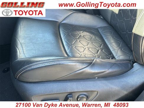 Used 2019 Toyota RAV4 Adventure image 18