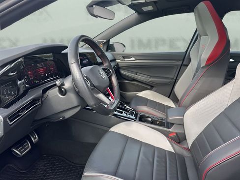 Used 2024 Volkswagen GTI SE image 9