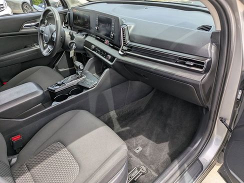 Certified 2024 Kia Sportage LX AWD/4WD image 13