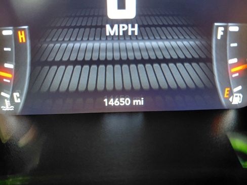 Used 2023 Dodge Challenger R/T w/ Blacktop Package image 17