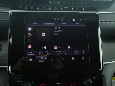 New 2025 Jeep Grand Cherokee Laredo w/ MOPAR Finishing Package image 7