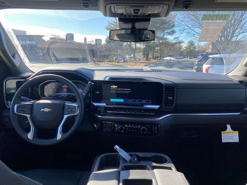 New 2025 Chevrolet Silverado 1500 LT w/ Leather Package image 5