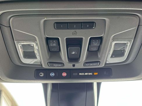 Used 2021 GMC Sierra 1500 Denali w/ Denali Ultimate Package AWD/4WD image 27