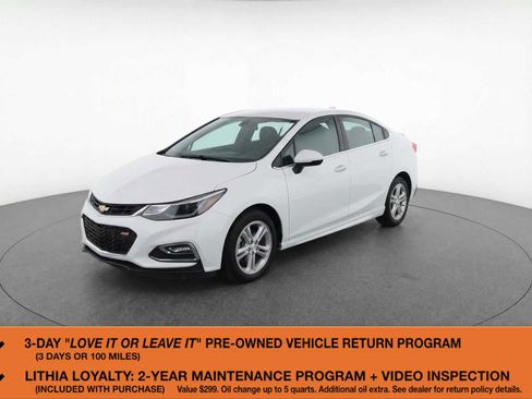 Used 2017 Chevrolet Cruze LT w/ RS Package image 1