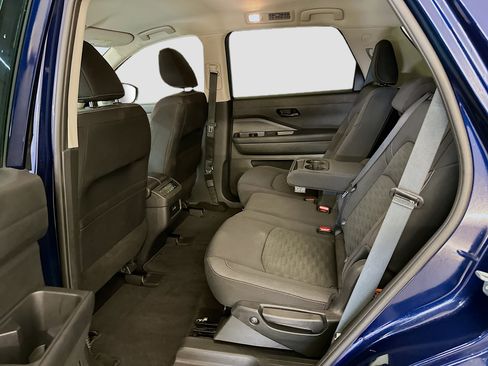 Used 2025 Nissan Pathfinder SV AWD/4WD image 28